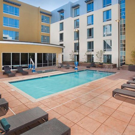 Hilton Garden Inn Burbank Los Angeles Bagian luar foto