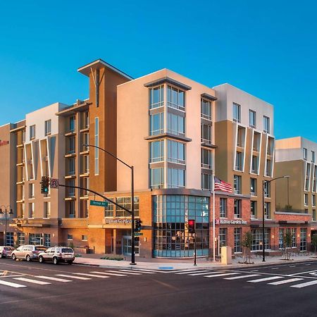 Hilton Garden Inn Burbank Los Angeles Bagian luar foto