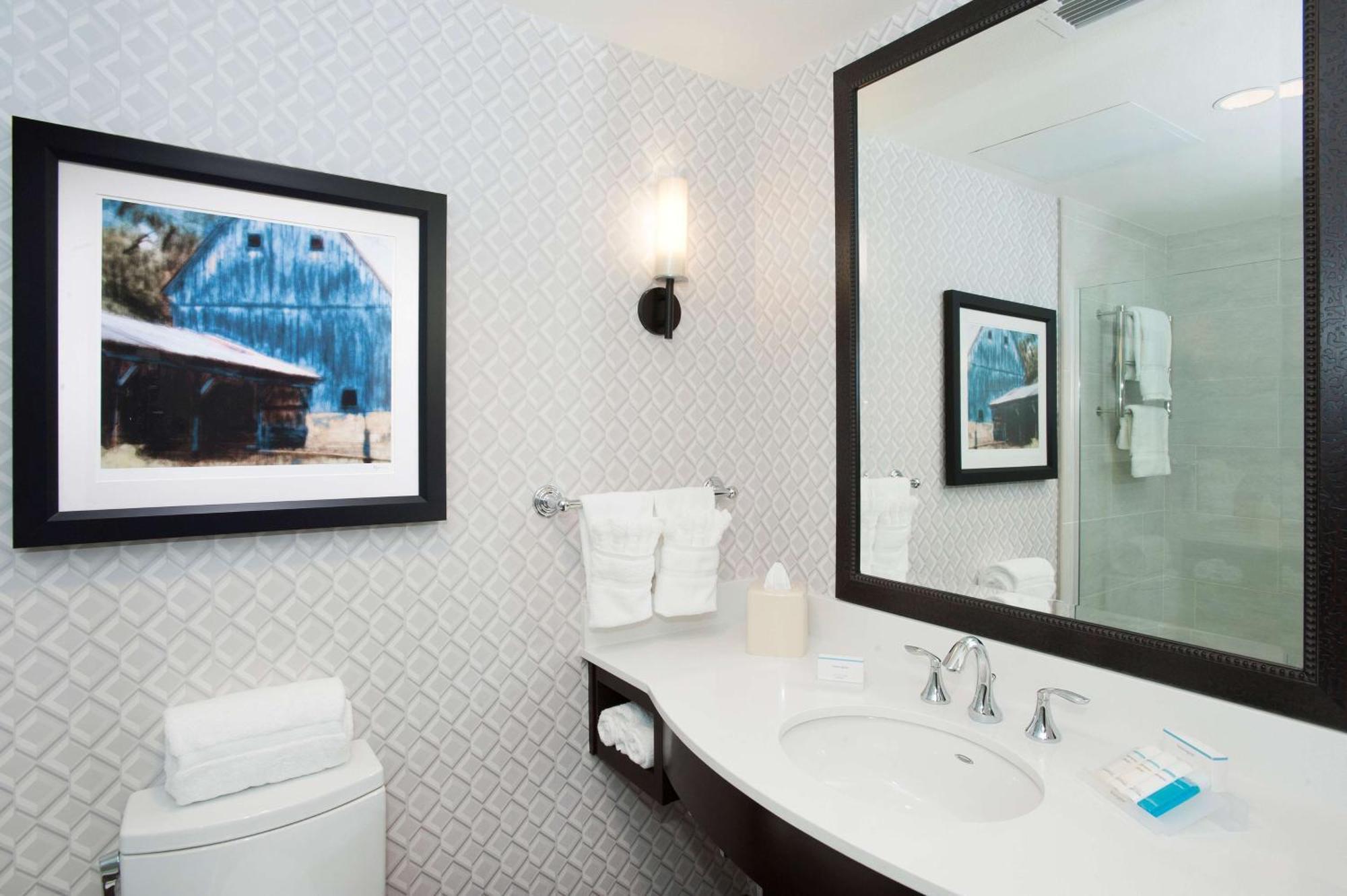 Hilton Garden Inn Burbank Los Angeles Bagian luar foto