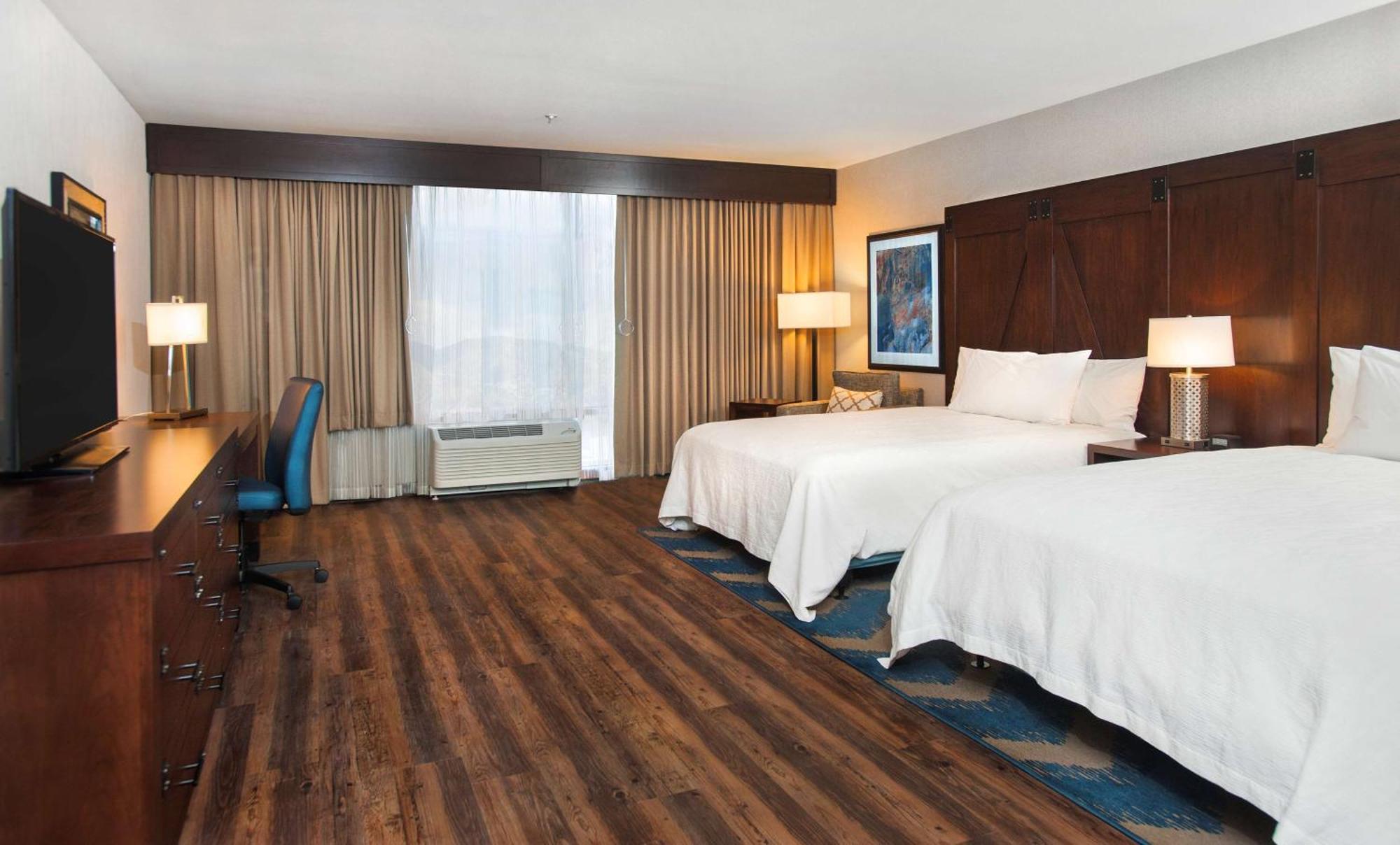 Hilton Garden Inn Burbank Los Angeles Bagian luar foto
